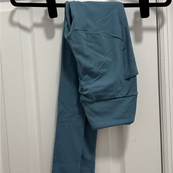Gymshark Pants - Gymshark Sculpt Teal Blue Side Pocket Scrunch Butt Leggings